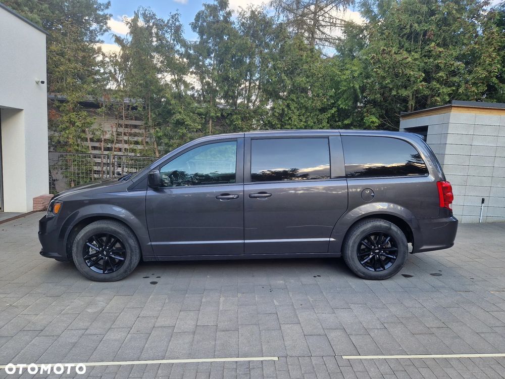 Dodge Grand Caravan 3.6 R/T - 2