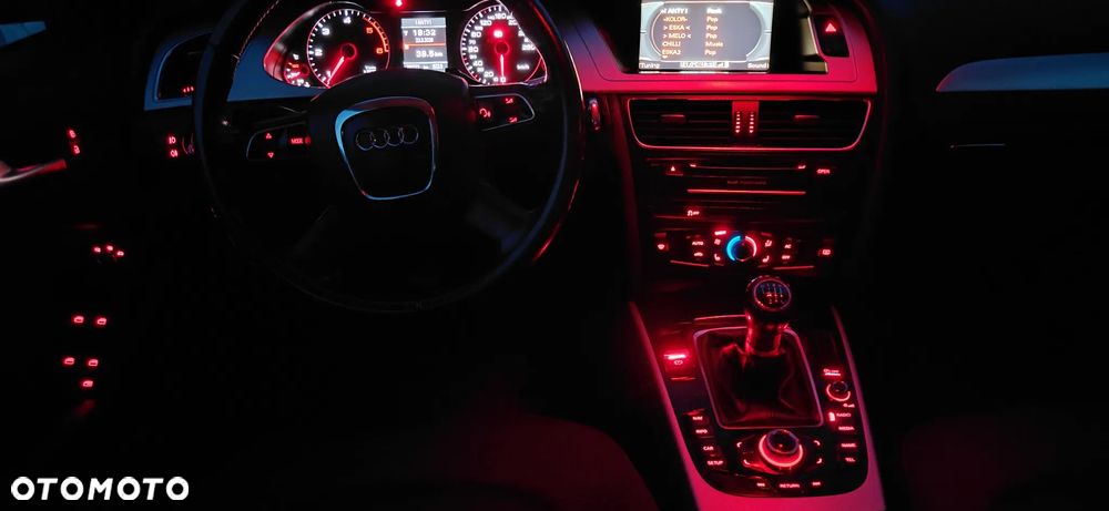 Audi A4 Avant 2.0 TDI - 37