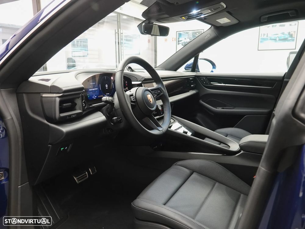 Porsche Macan Electric 4S - 21