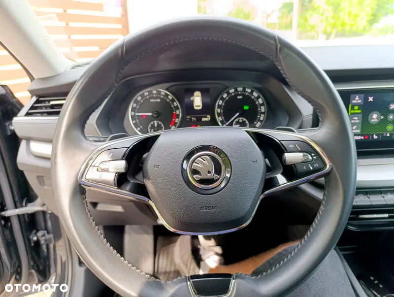 Skoda Octavia 2.0 TDI Ambition DSG - 21