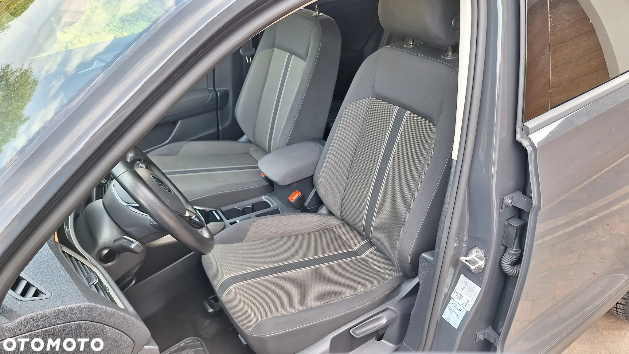 Volkswagen T-Roc 1.5 TSI GPF ACT Active DSG - 6