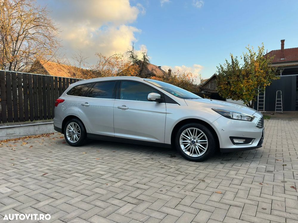 Ford Focus 1.5 EcoBlue Start-Stopp-System TITANIUM - 12