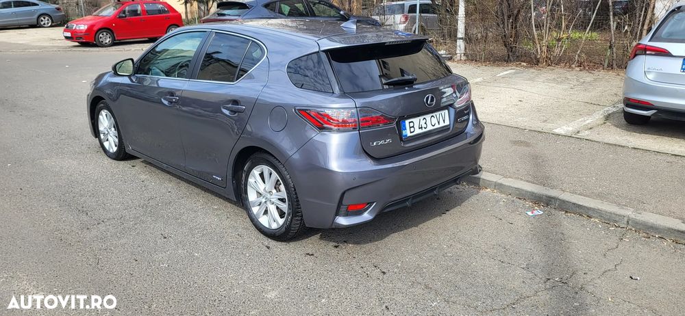 Lexus CT Luxury Line - 5