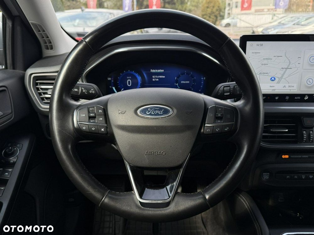 Ford Focus 1.0 EcoBoost Titanium X - 17
