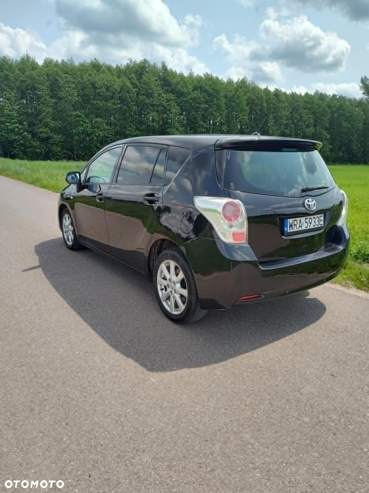 Toyota Verso 2.0 D-4D - 17