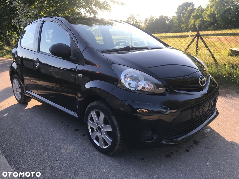 Toyota Aygo Connect - 4