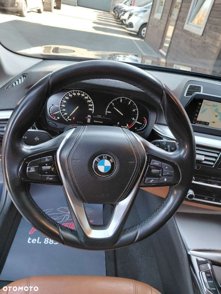 BMW Seria 5 - 10