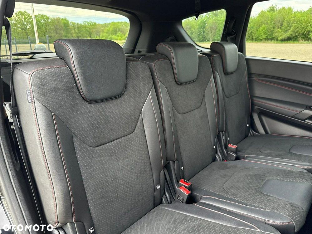 Ford S-Max 2.5 Duratec FHEV ST-LINE - 29