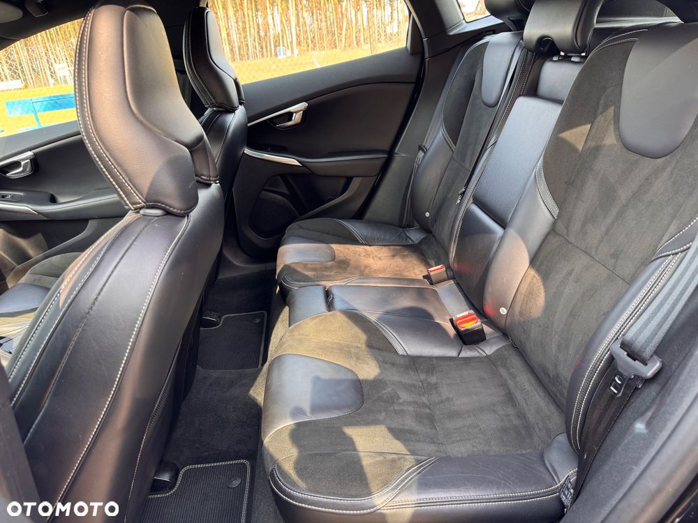 Volvo V40 D2 RDesign - 11