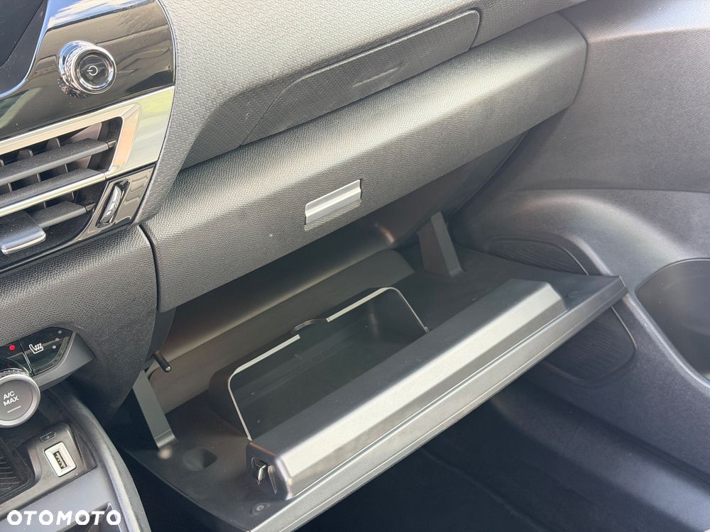 Citroën C4 1.5 BlueHDi Shine S&S EAT8 - 26