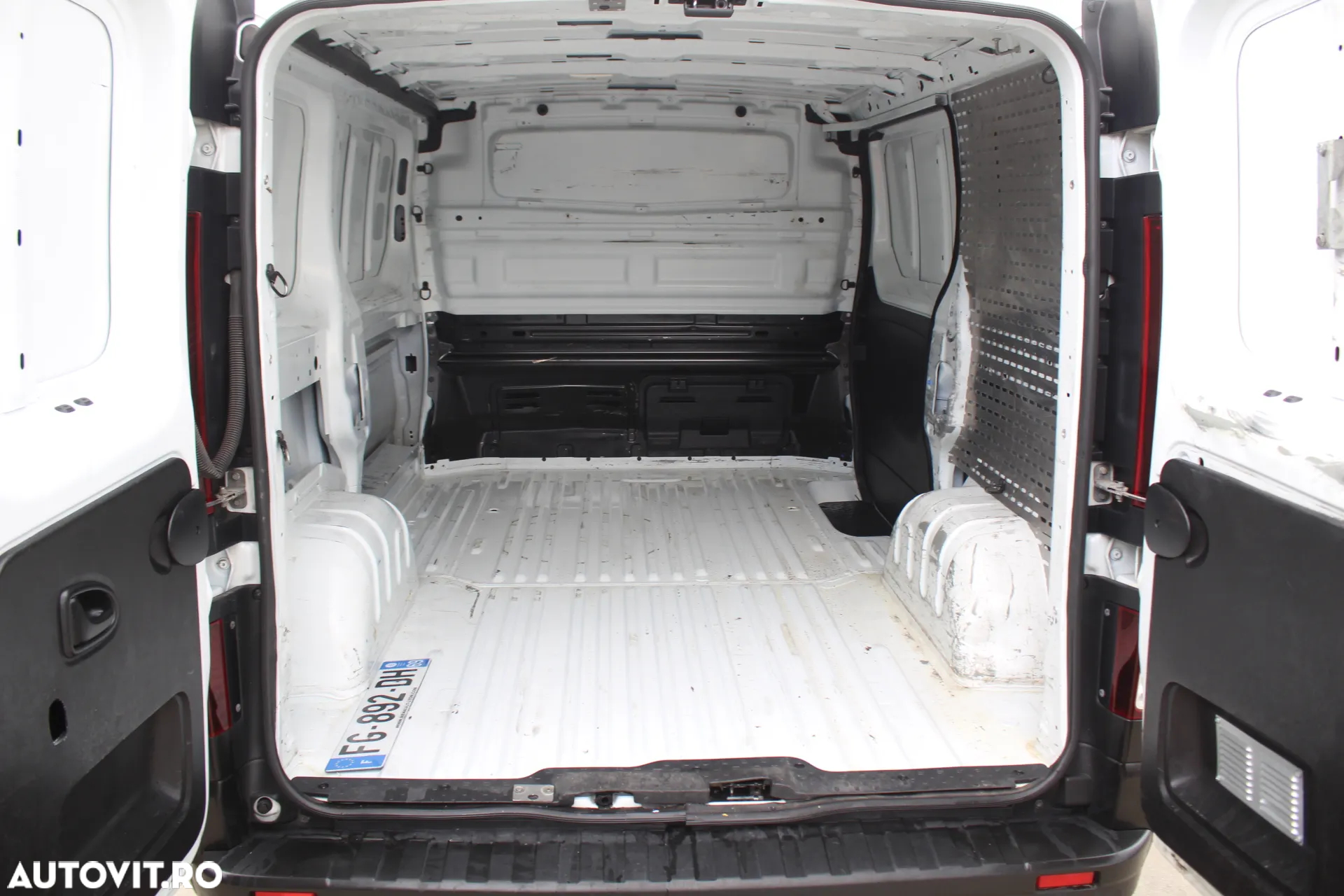 Renault Trafic ENERGY dCi 125 Grand Combi Authentique - 13