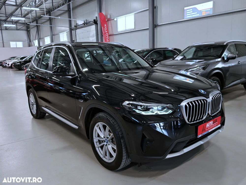 BMW X3 xDrive30e AT PHEV - 3