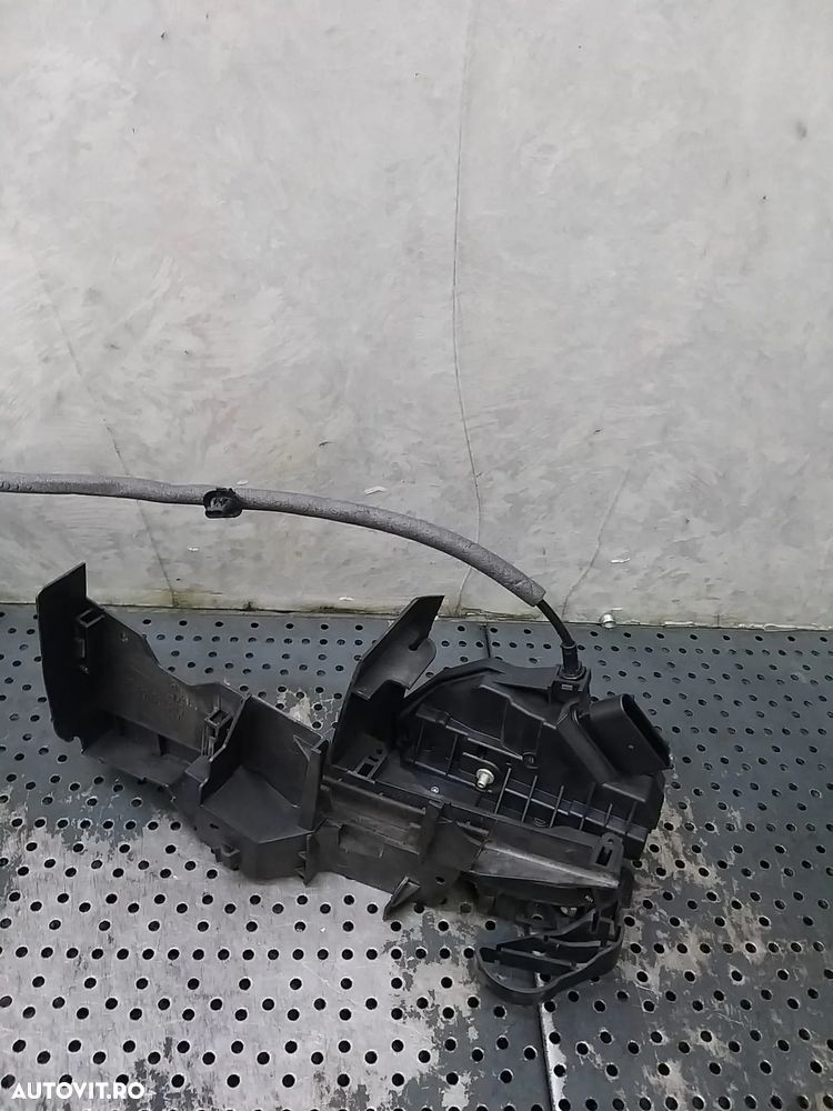 Broasca usa dreapta fata ford focus 3 scurt bm5aa21812bc 921760102 - 3