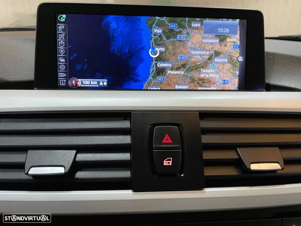 BMW 318 d Aut. Modern Line - 14