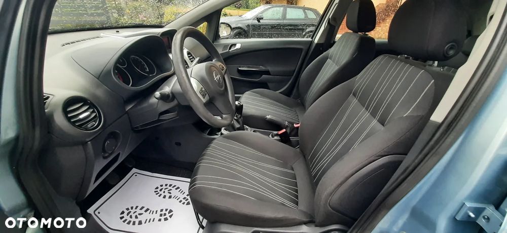 Opel Corsa - 32