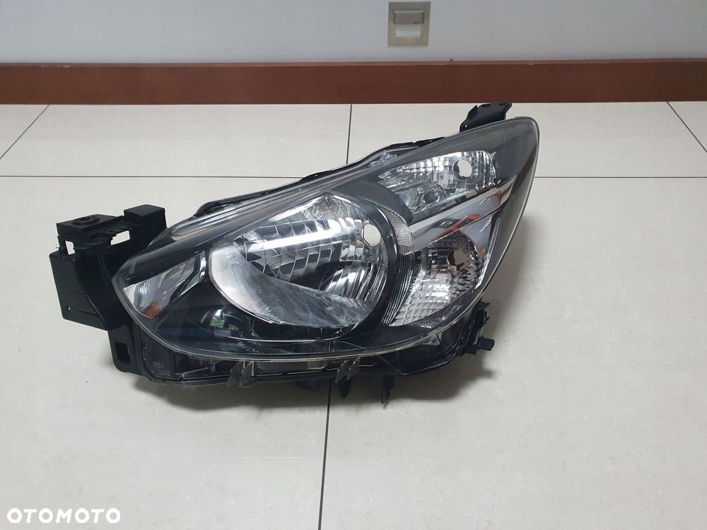 mazda 2 lampa lewa zwykla - 6