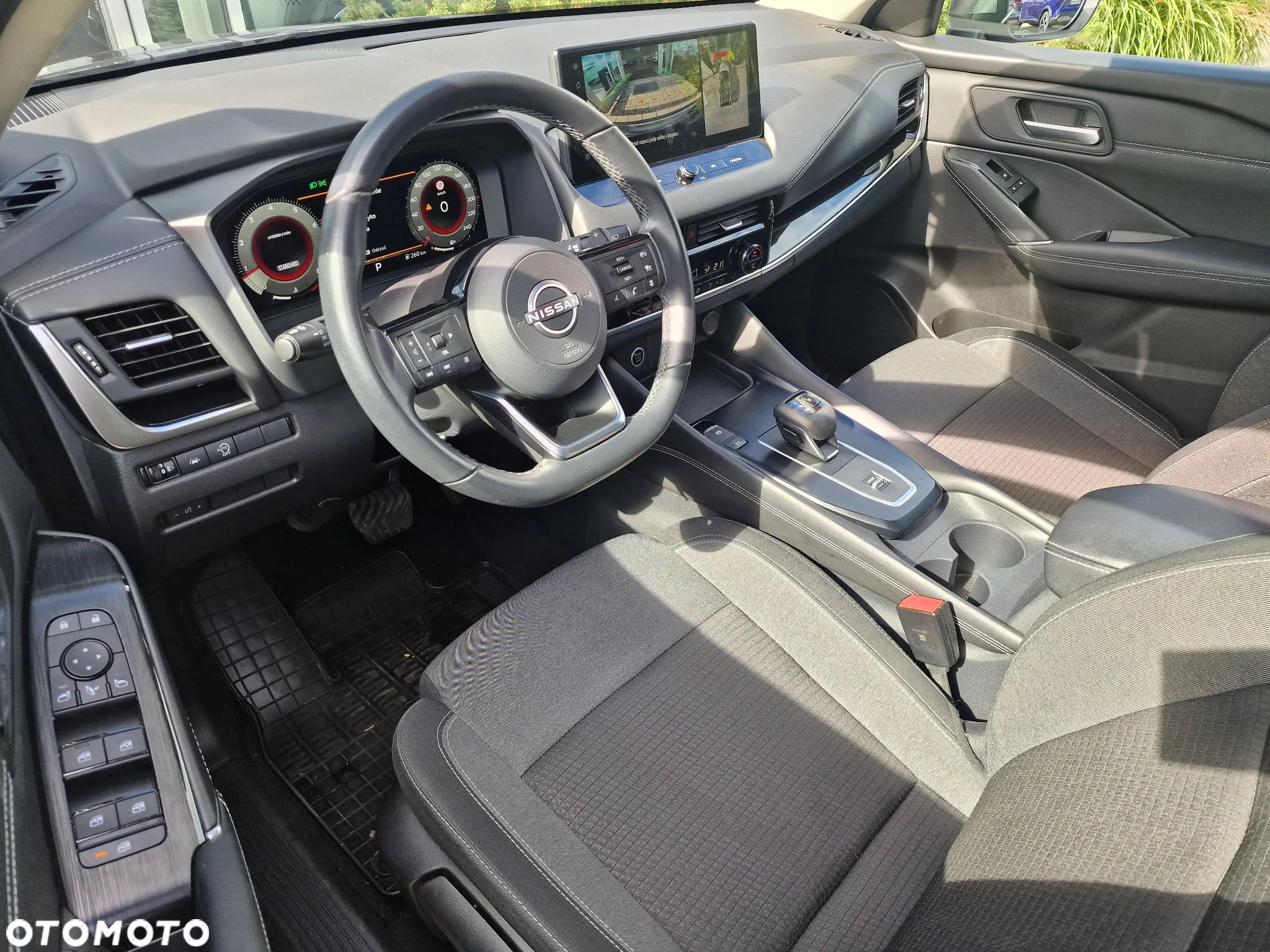 Nissan Qashqai 1.3 DIG-T mHEV N-Connecta Xtronic - 6