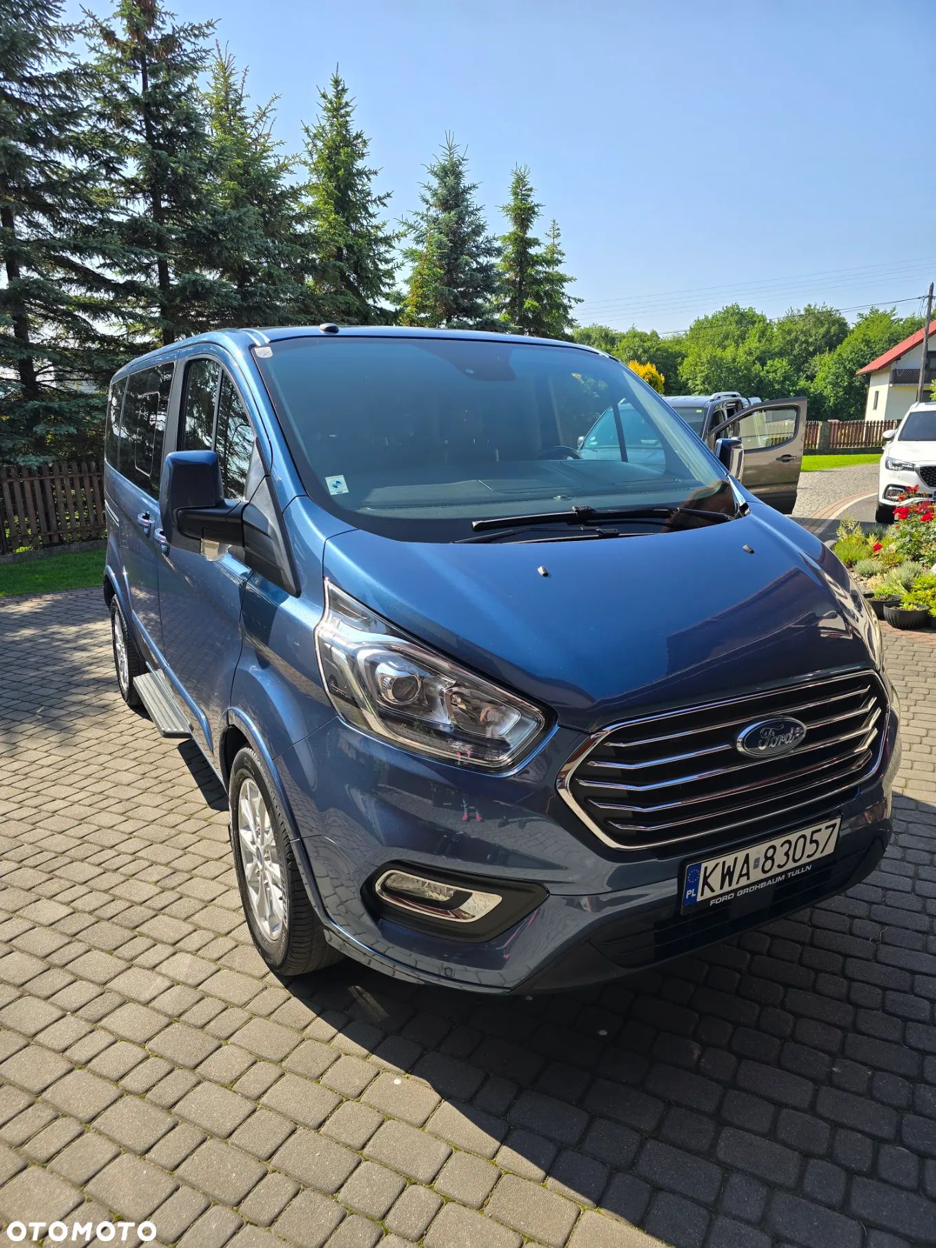 Ford Tourneo Custom 2.0 EcoBlue L1 Titanium - 1