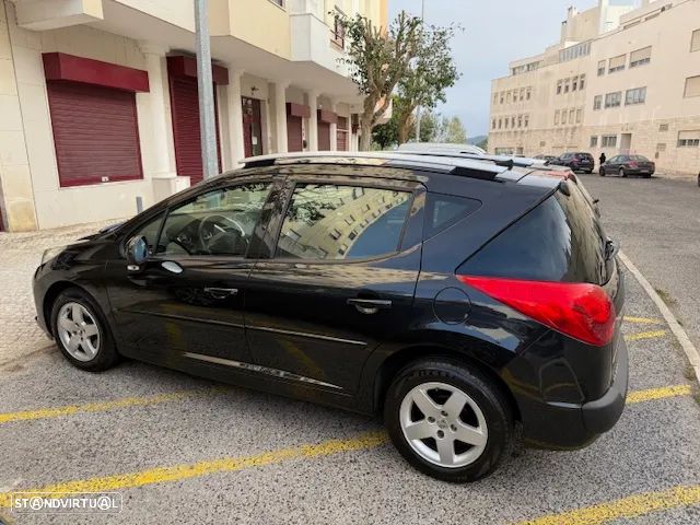 Peugeot 207 SW 1.4 Trendy - 13