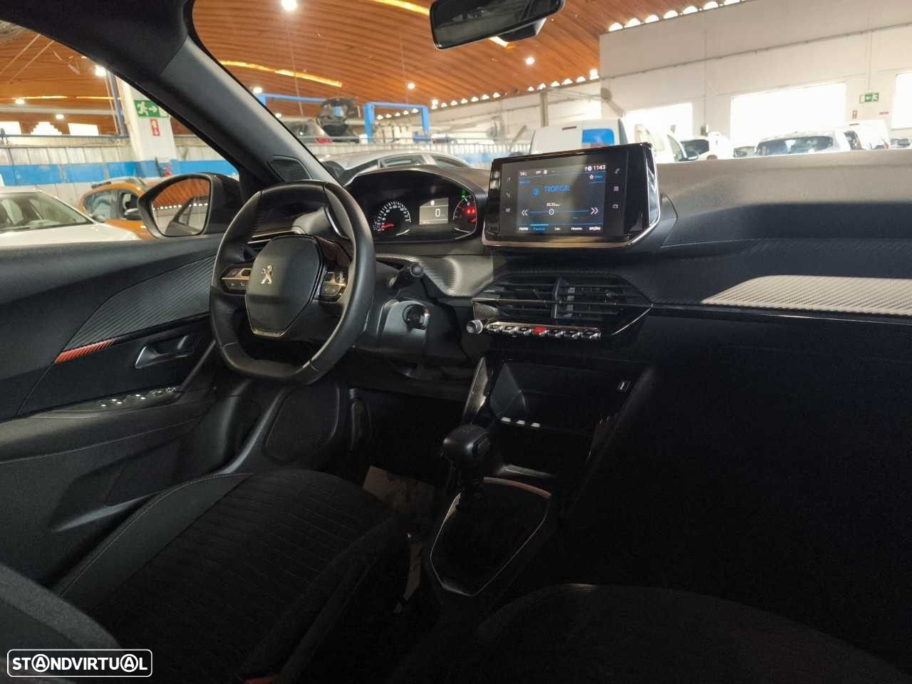 Peugeot 2008 1.2 PureTech Active Pack - 13