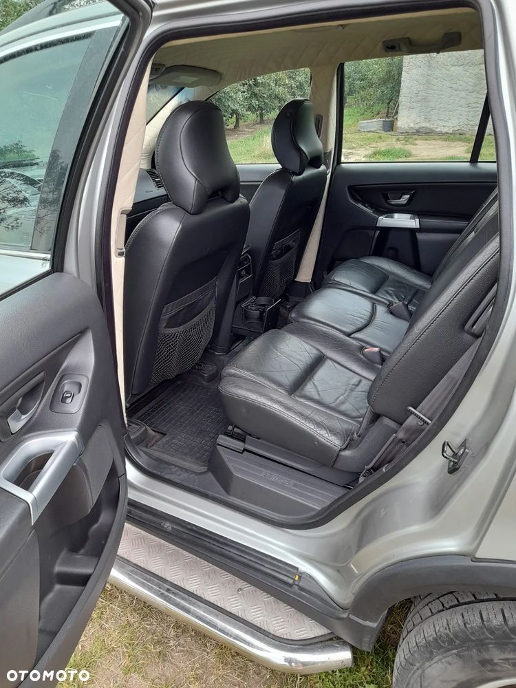 Volvo XC 90 D5 - 10