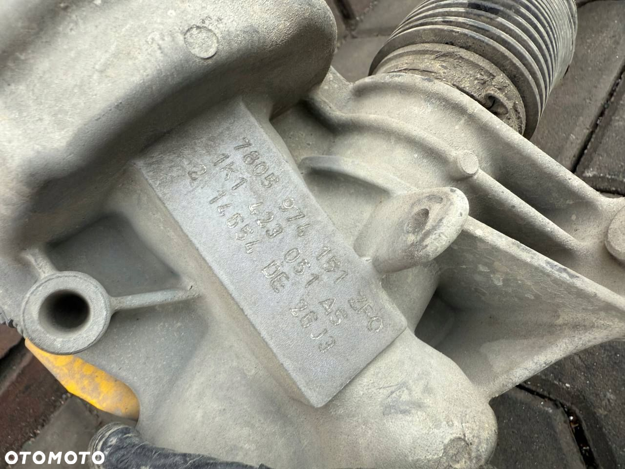 MAGLOWNICA AUDI A3 8P 1K1 424 051 A5 - 3