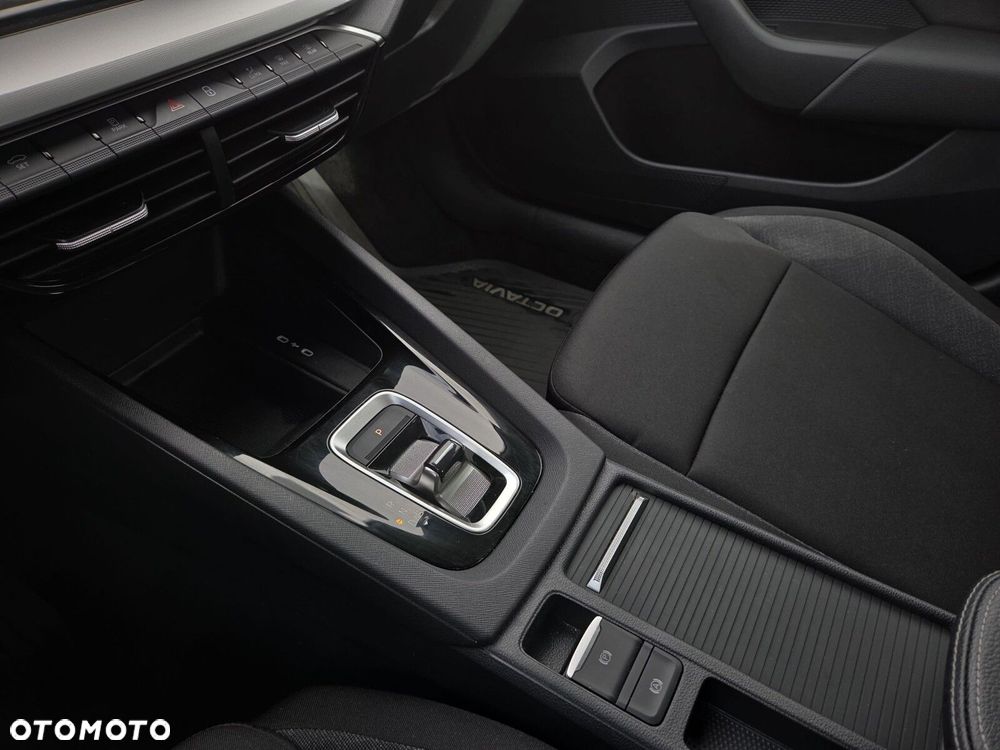 Skoda Octavia - 14