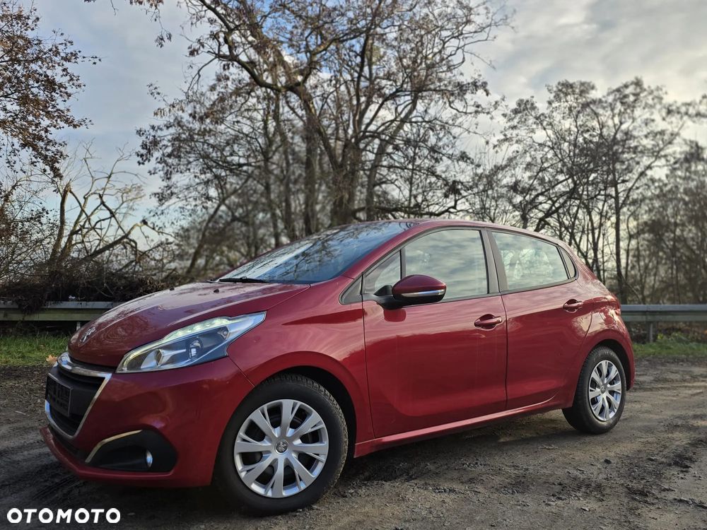 Peugeot 208 - 3