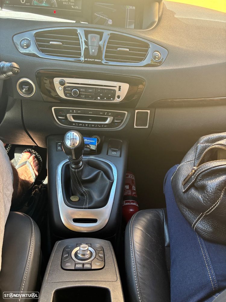 Renault Grand Scénic dCi 130 FAP Start & Stop Luxe - 39