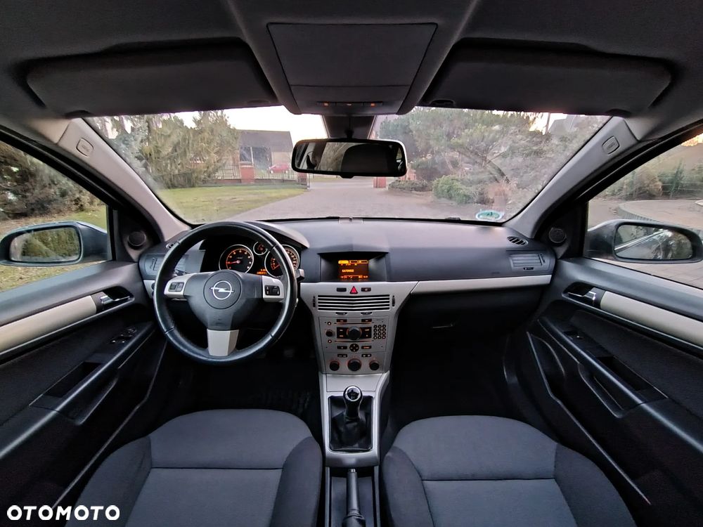 Opel Astra 1.6 Easytronic NAVI - 15