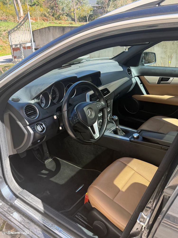 Mercedes-Benz C 220 CDi Avantgarde BlueEfficiency - 17