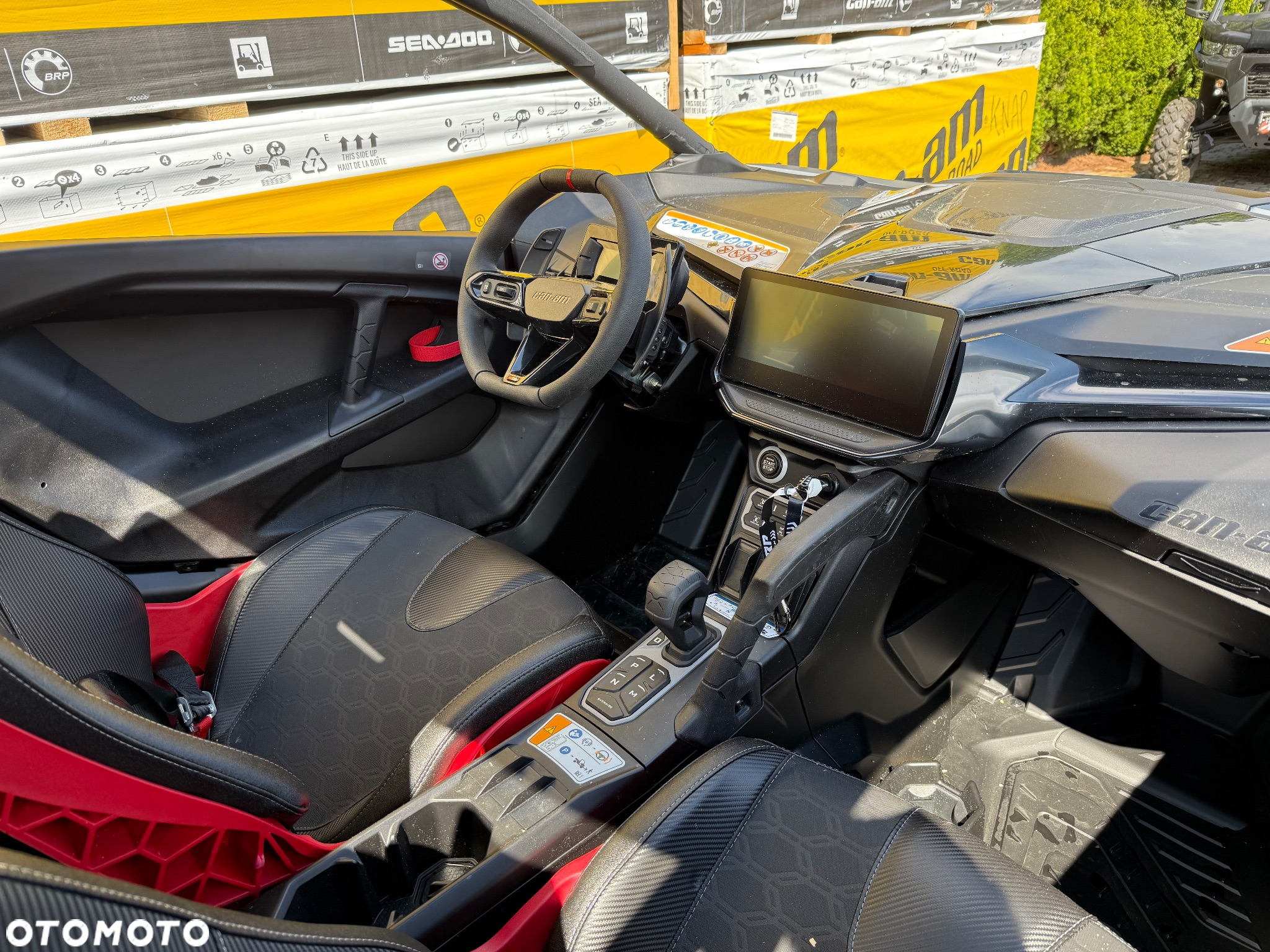 Can-Am Maverick - 14