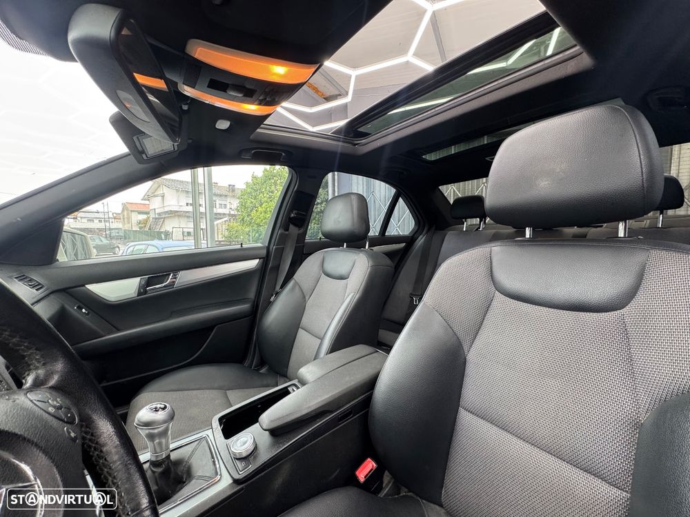 Mercedes-Benz C 250 - 11