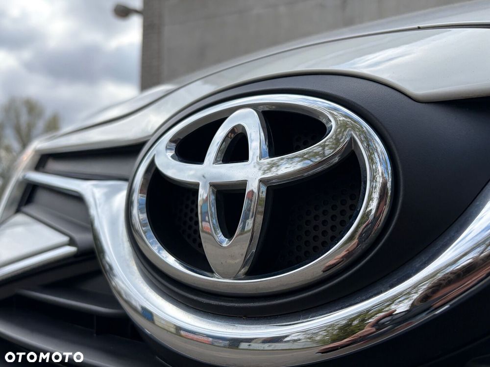 Toyota Yaris 1.33 Premium MS - 16