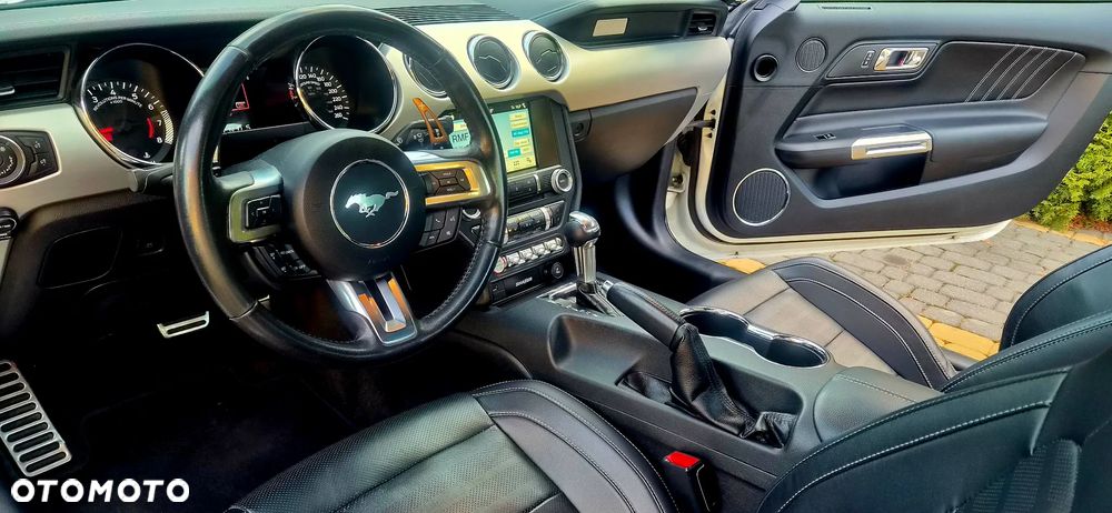 Ford Mustang 5.0 V8 GT - 22