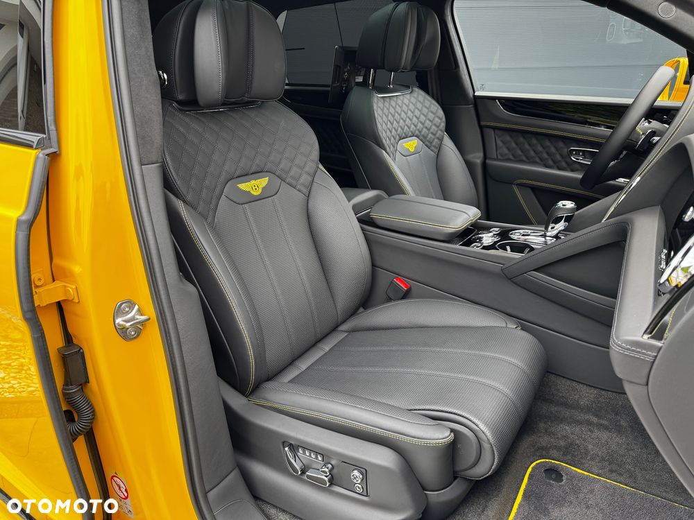 Bentley Bentayga Azure - 20