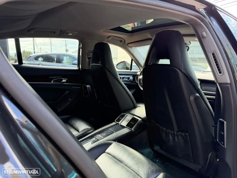 Porsche Panamera Standard - 18