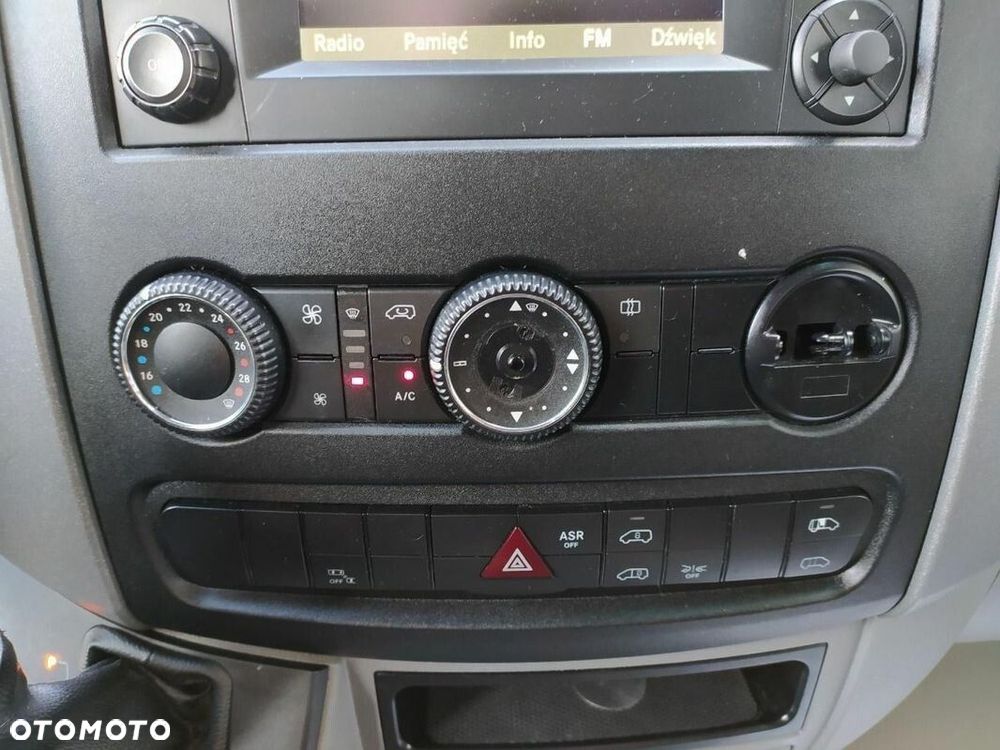 Mercedes-Benz Sprinter L4H2 - 16