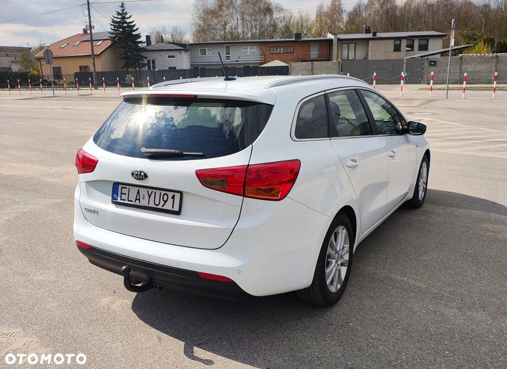 Kia Ceed 1.6 GDI Platinum Edition - 8