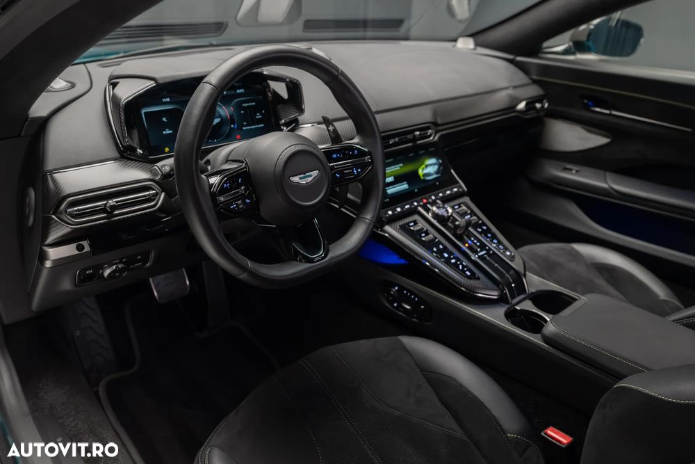 Aston Martin V8 Vantage - 15