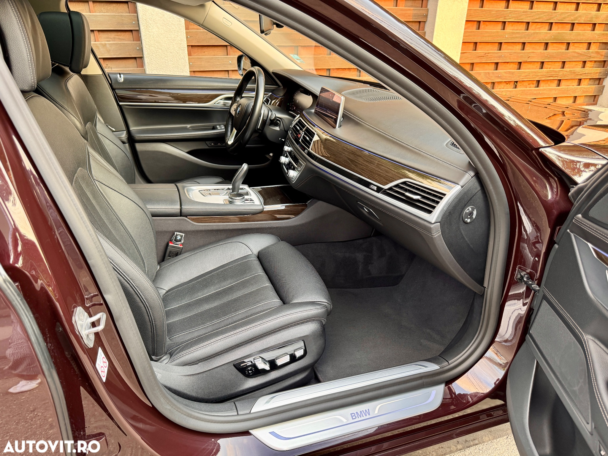 BMW Seria 7 745Le xDrive AT PHEV - 9