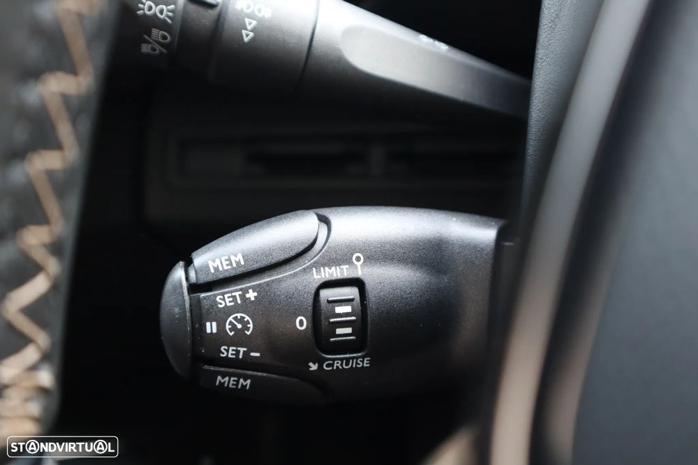 Peugeot 3008 PureTech 130 Stop & Start Allure - 20