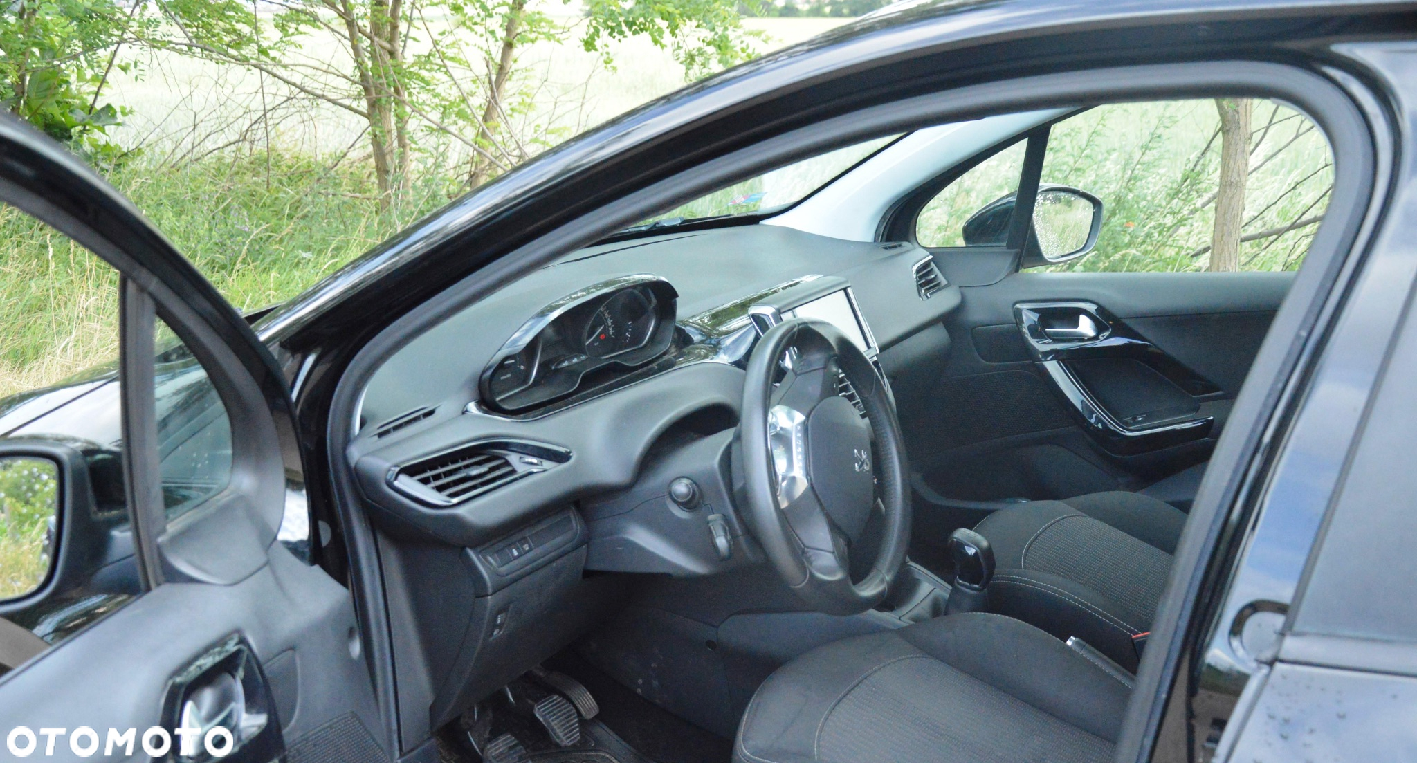 Peugeot 208 Blue-HDi 100 Stop&Start Style - 12