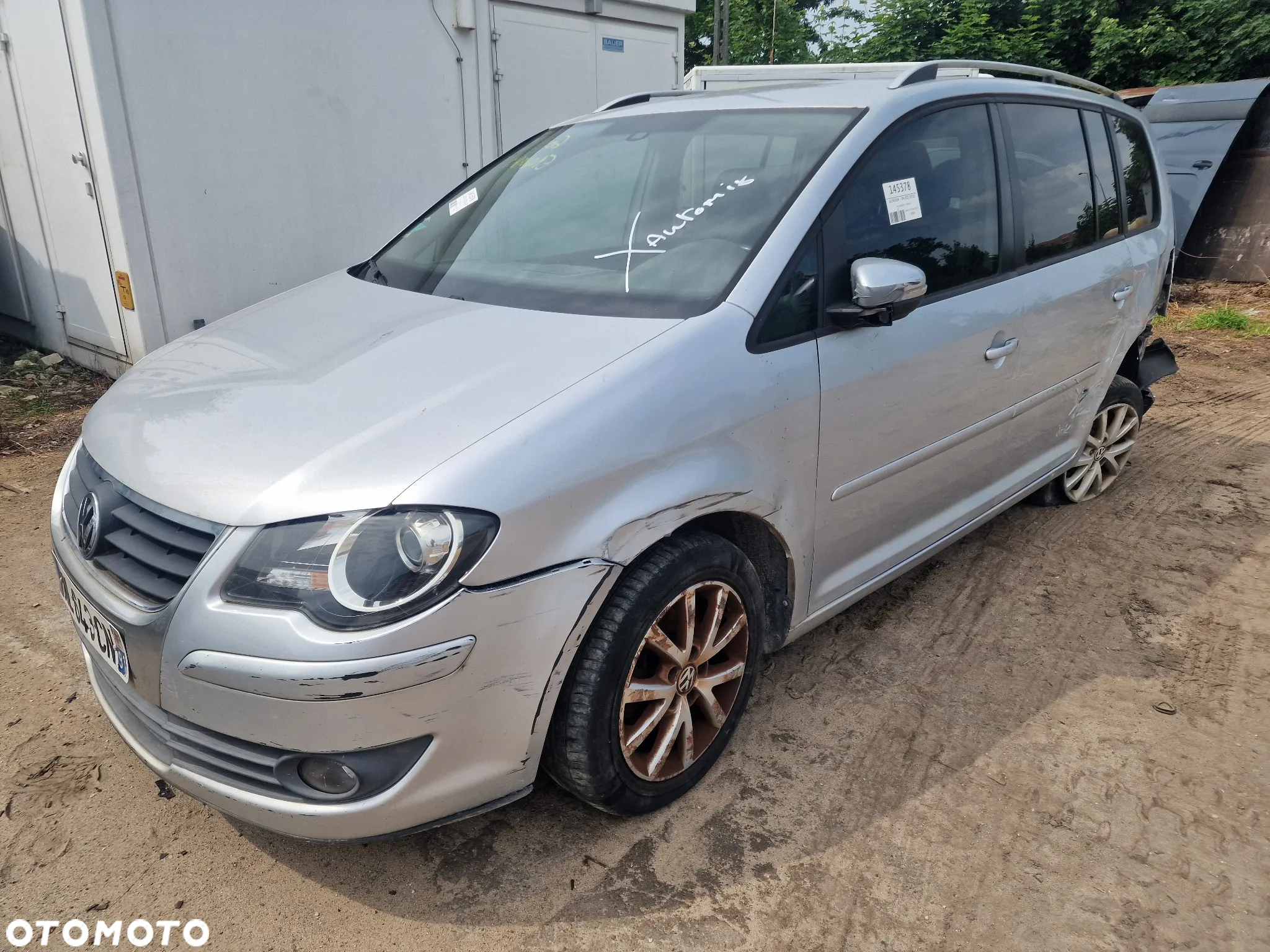 Volkswagen Touran 2.0 TDI DPF BlueMotion Technology Comfortline - 3