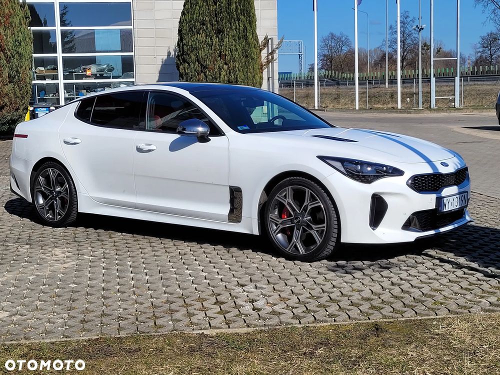 Kia Stinger - 20