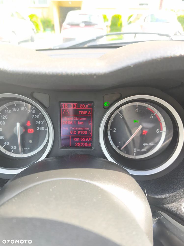 Alfa Romeo 159 1.9JTDM Distinctive - 6