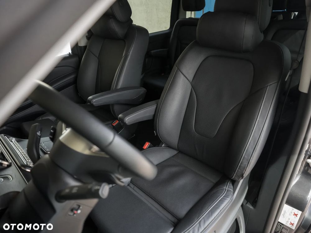 Mercedes-Benz Klasa V 300 d 4-Matic 9G-Tronic (ekstra d³) - 14