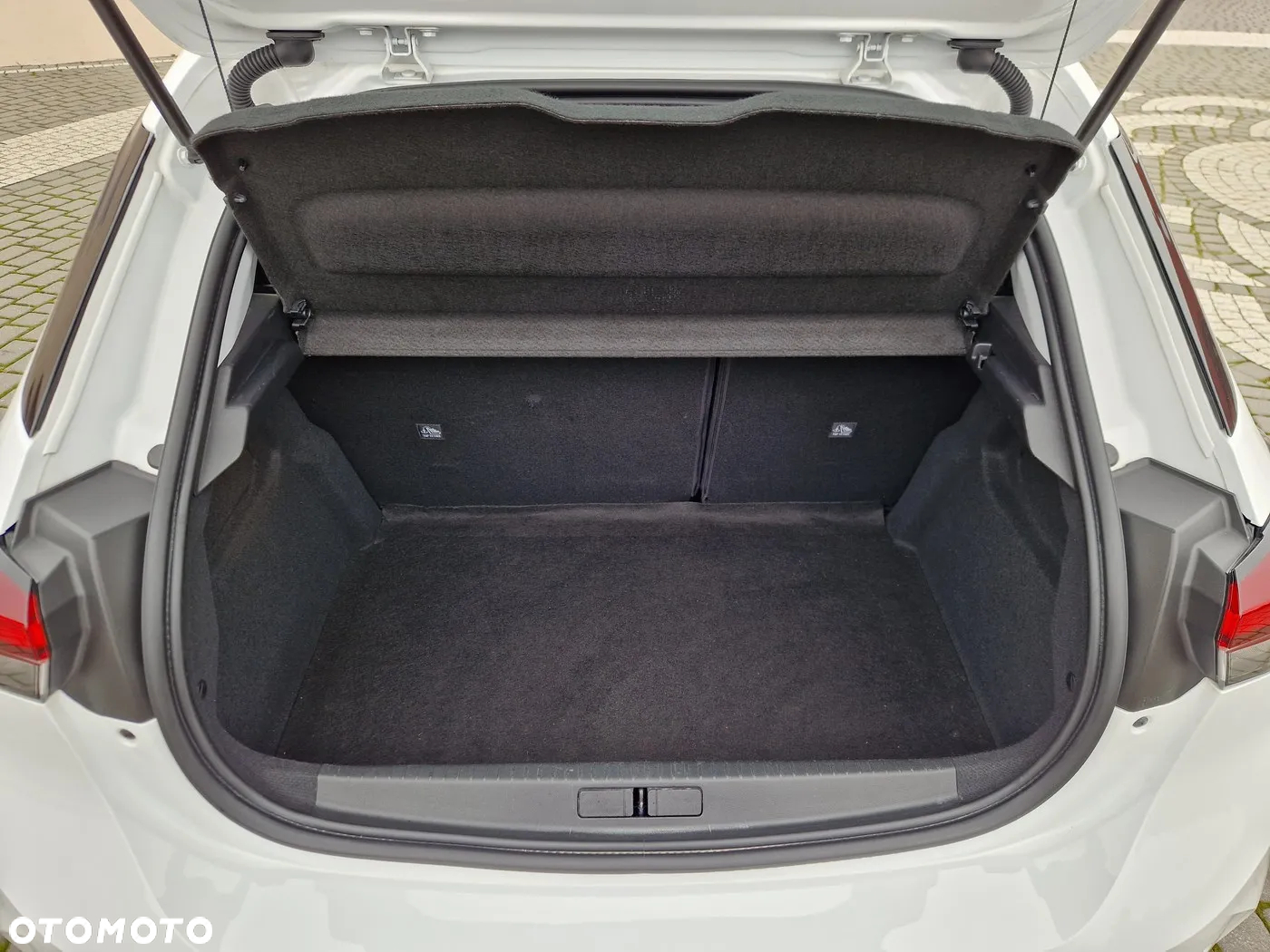 Opel Corsa 1.2 Direct Injection Turbo GS - 17