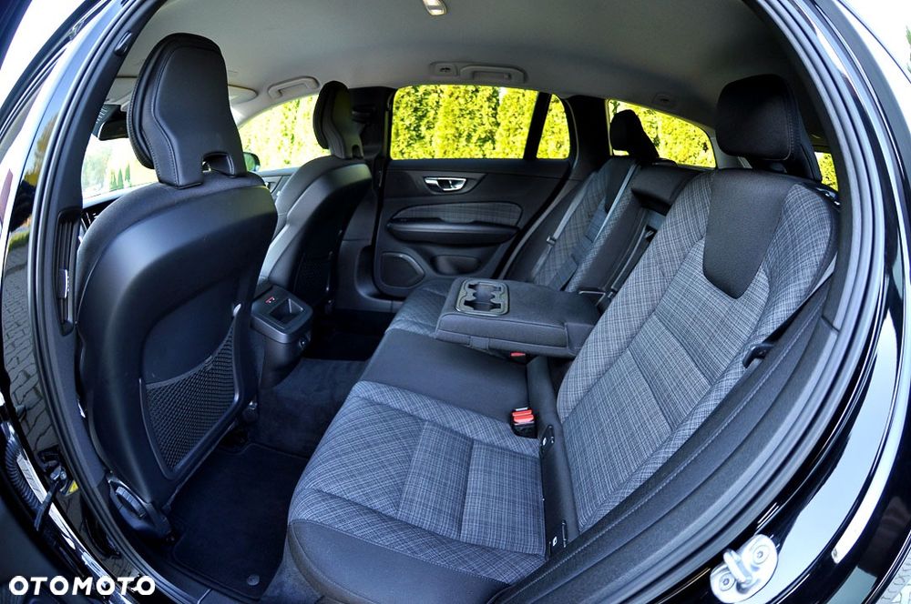 Volvo V60 B3 B Geartronic Momentum - 38