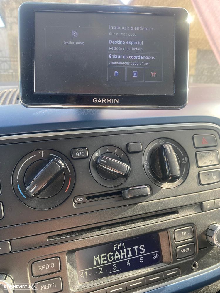 SEAT Mii 1.0 Connect - 9